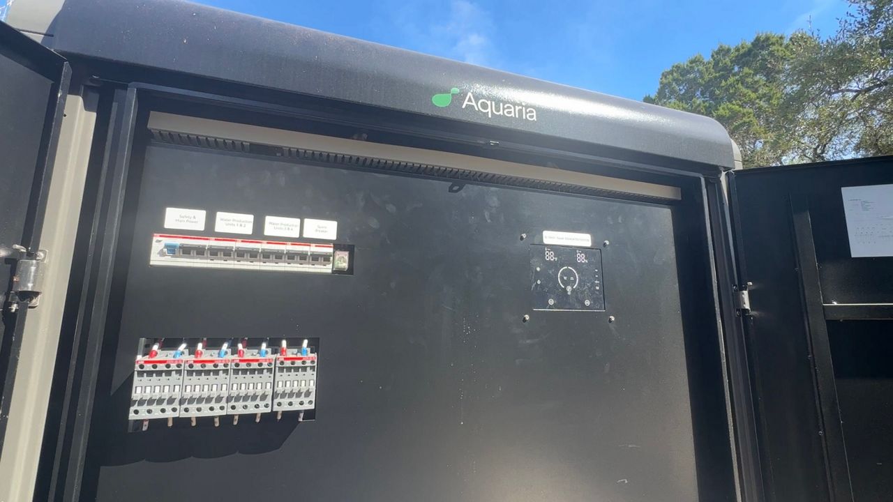 Texans turn to new technology as wells run dry