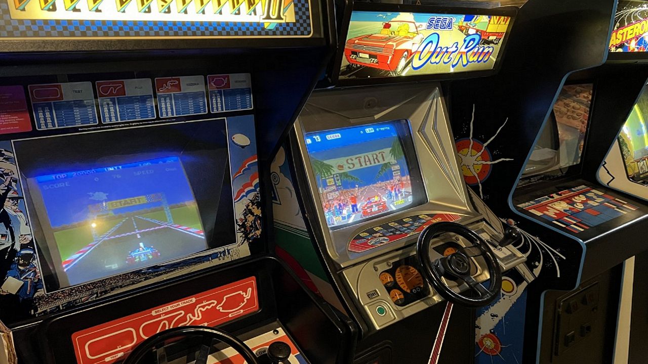 A photo of classic arcade games on display at Level One Bar + Arcade in Columbus. (Photo courtesy of  Level One Bar + Arcade)