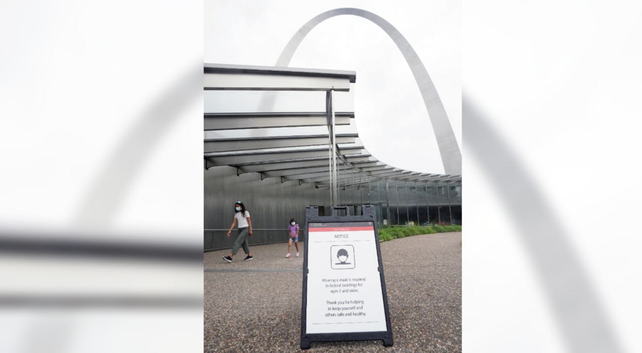 Masks Required At Gateway Arch Again