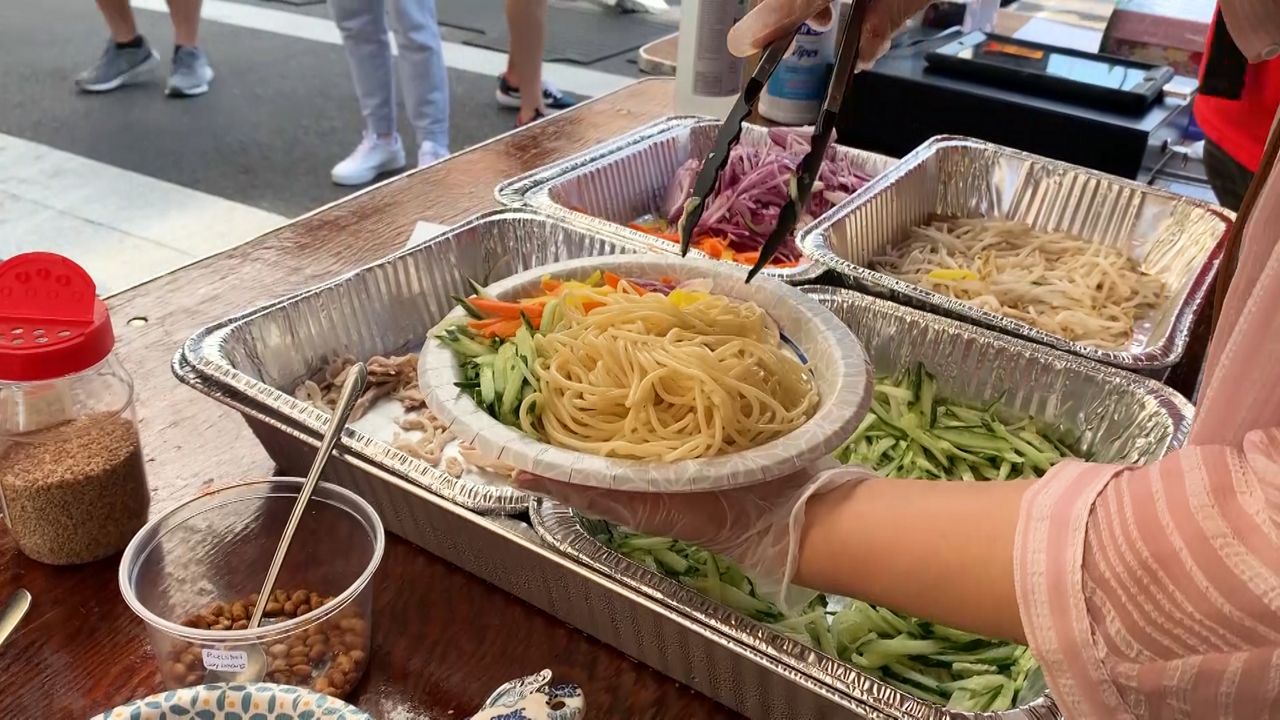 Festival Makanan Asia Cincinnati menampilkan berbagai hidangan