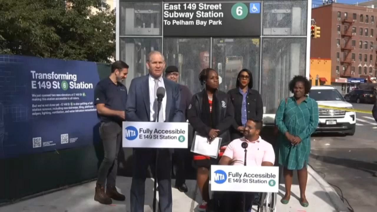 Improvements to the “6” subway station in The Bronx