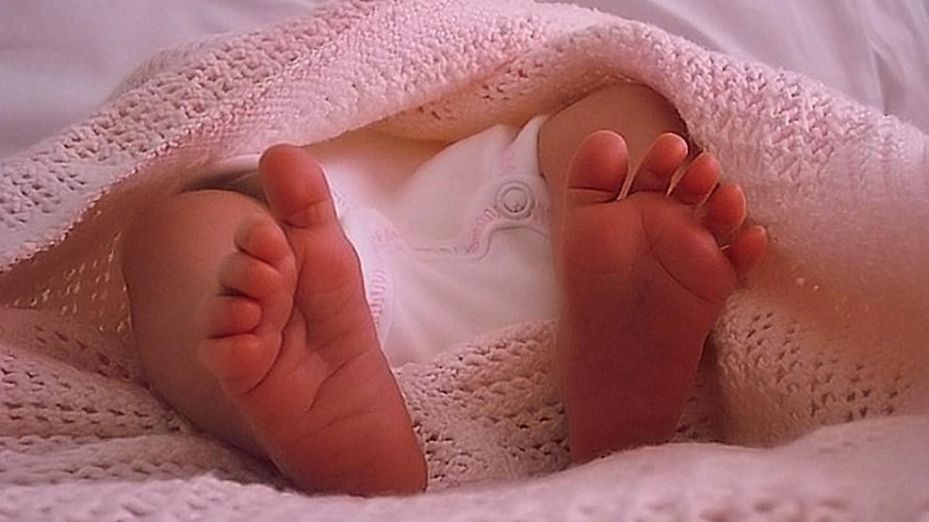 baby feet