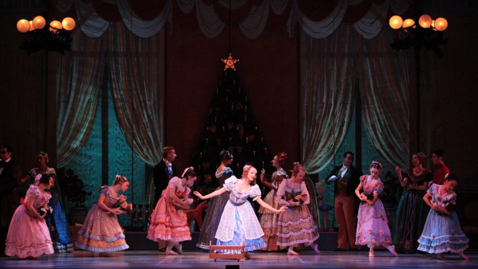 A picture of a 2016 performance of 'The Nutcracker' by Ballet Austin. (Photo Credit: Ballet Austin Facebook page)