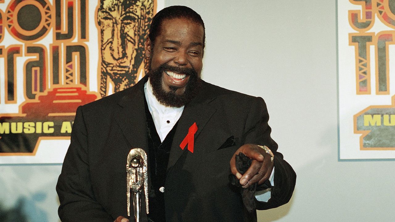 R&B Legend Barry White Celebrates the Holiday With Family