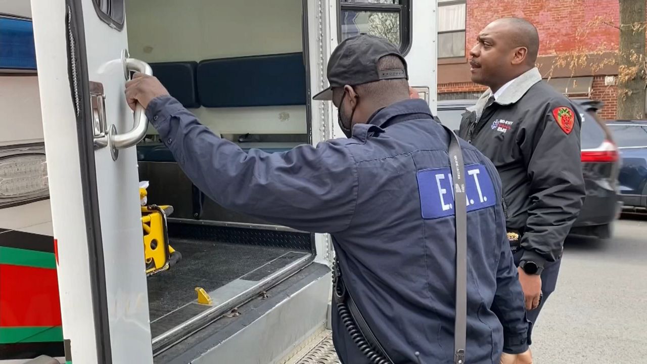 Brooklyn volunteer ambulance group battling after setbacks