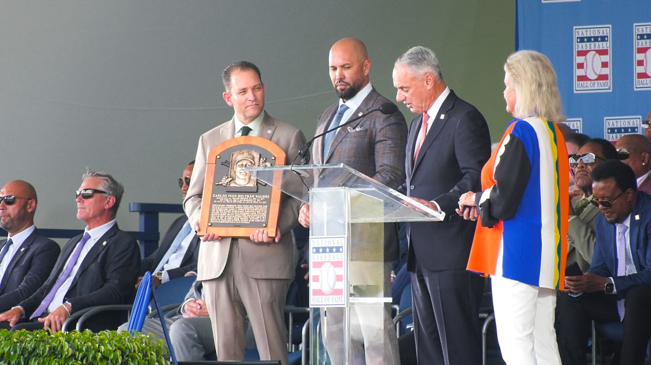 Carlos Beltrán, Andruw Jones and Jeff Kent inducted into the Baseball Hall of Fame