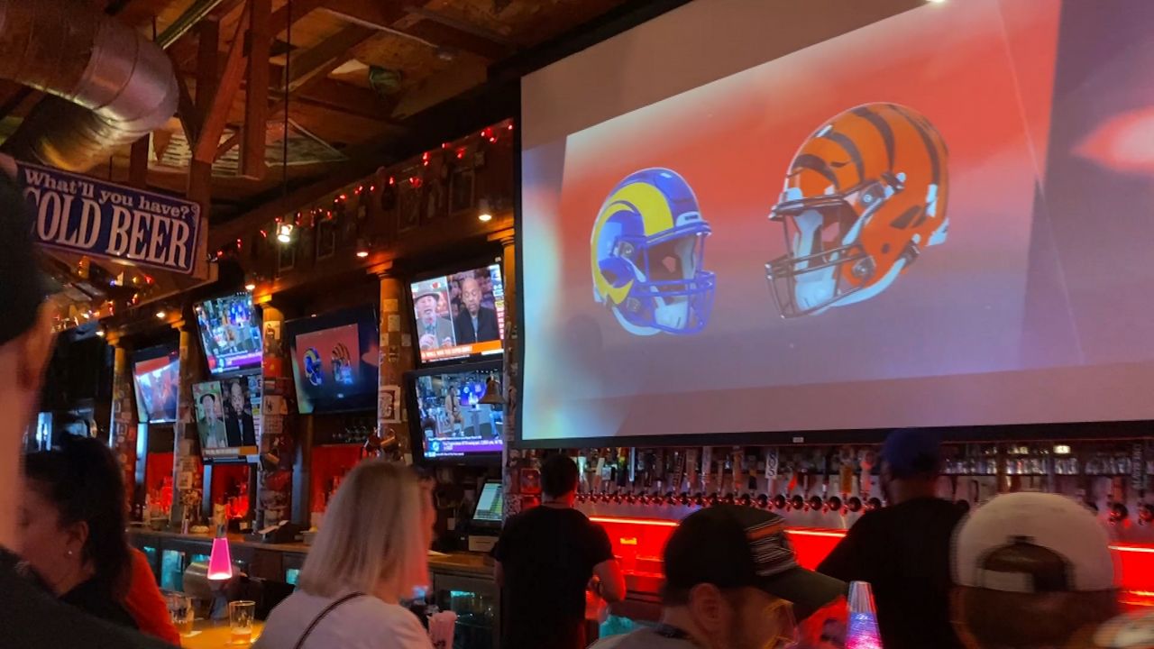 Bengals fans take over Santa Monica bar to gather together