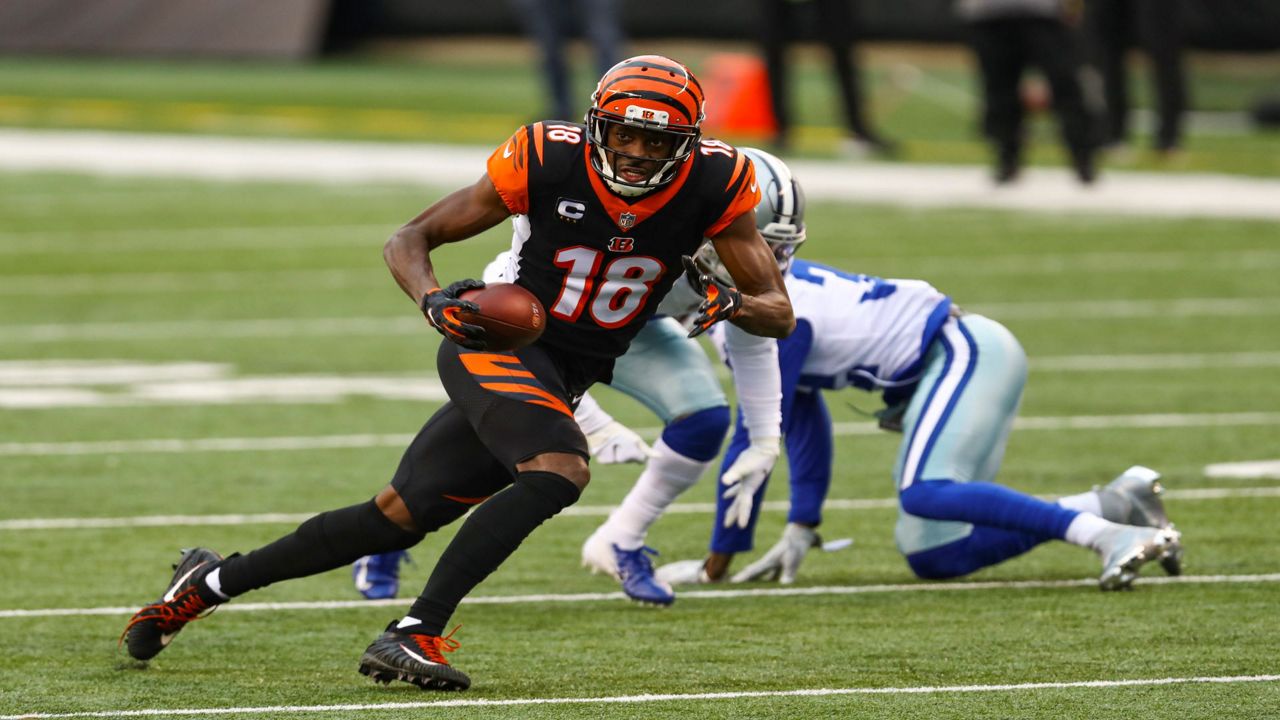 First look of WR AJ Green in Arizona Cardinals jersey