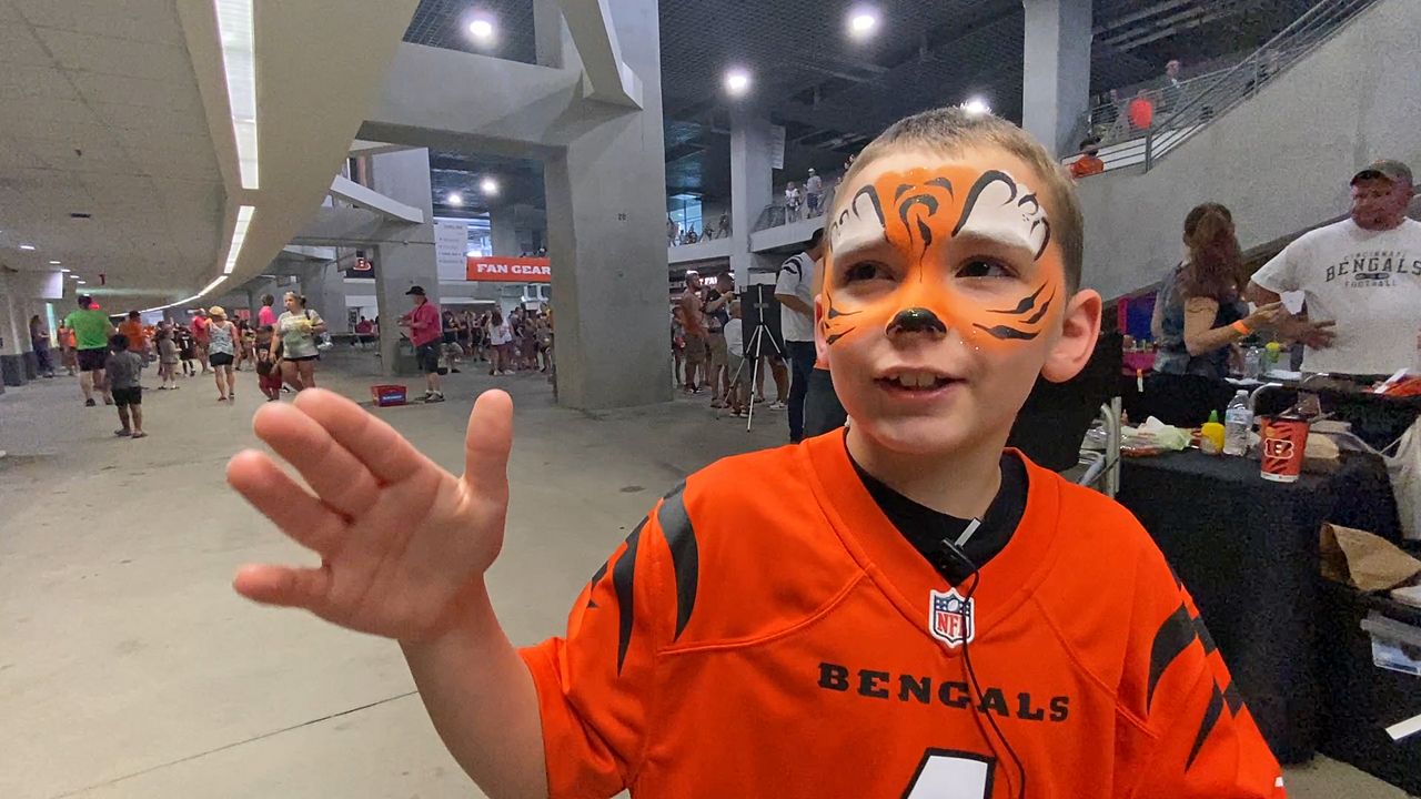 Photos: Bengals fans flock to NFL Super Bowl Experience in LA