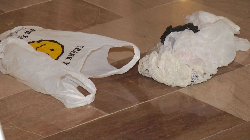 Photograph of single-use plastic bags (Spectrum News file image)