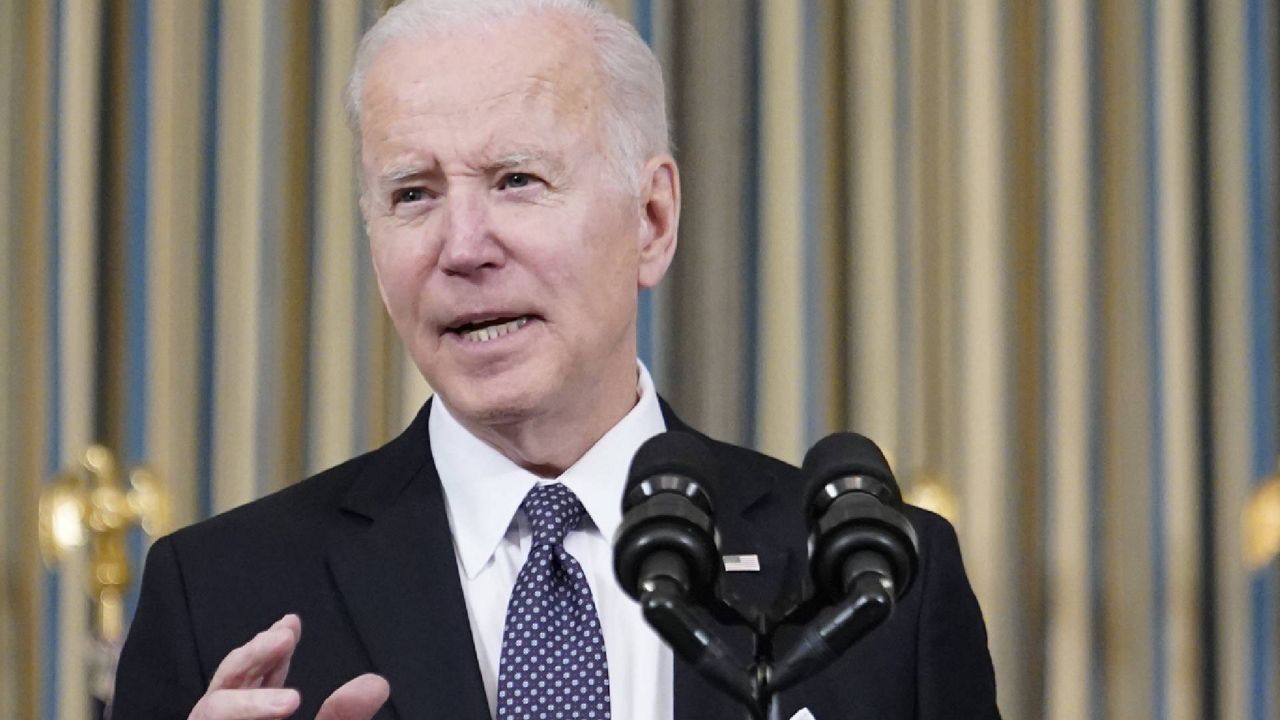 Biden budget plan Lower deficit, higher taxes on wealthy