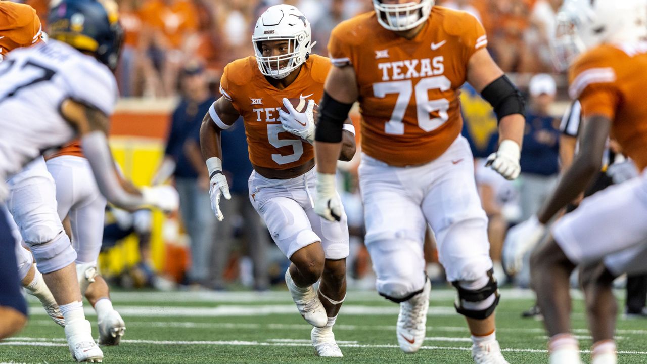 University of Texas's Football Player Bijan Robinson Is Selling