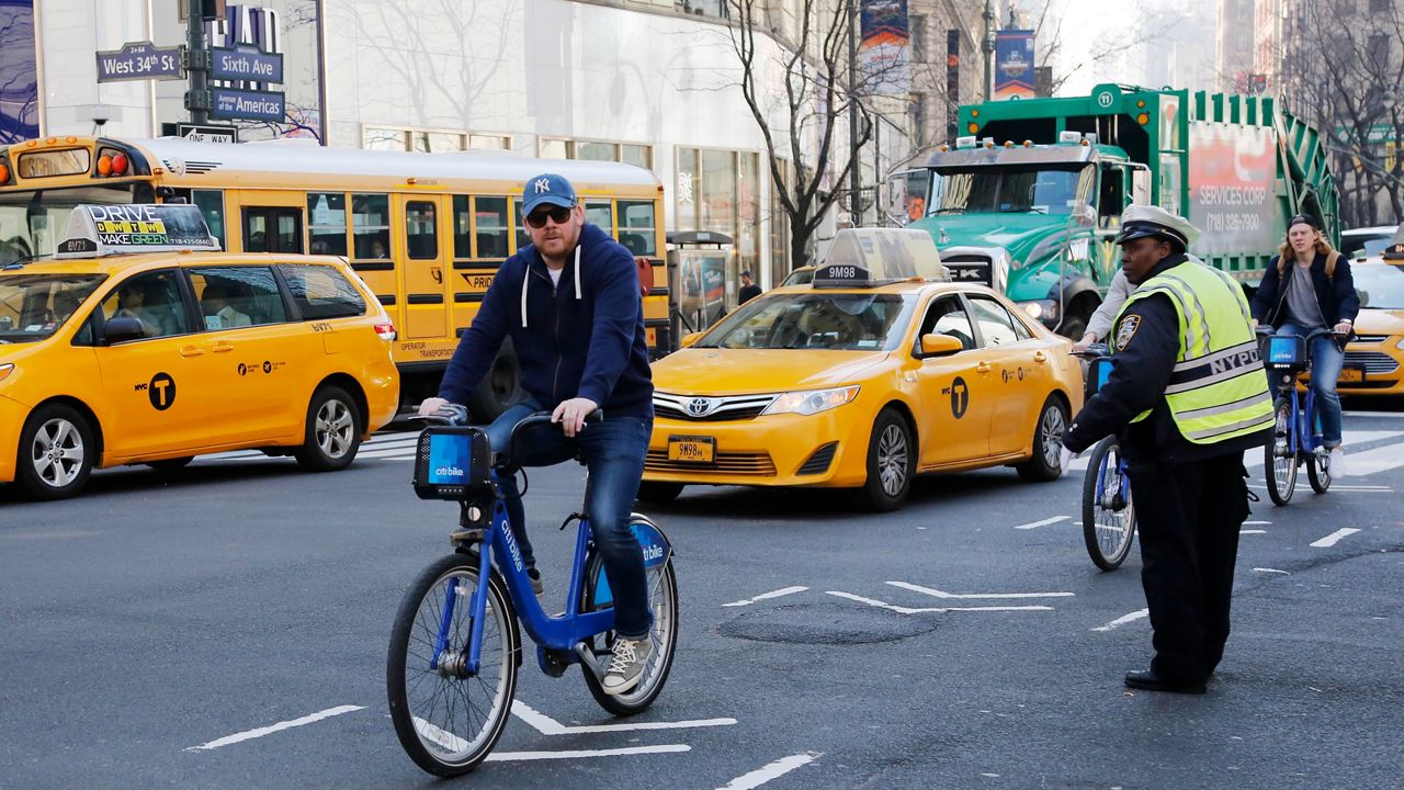 bike lanes nyc