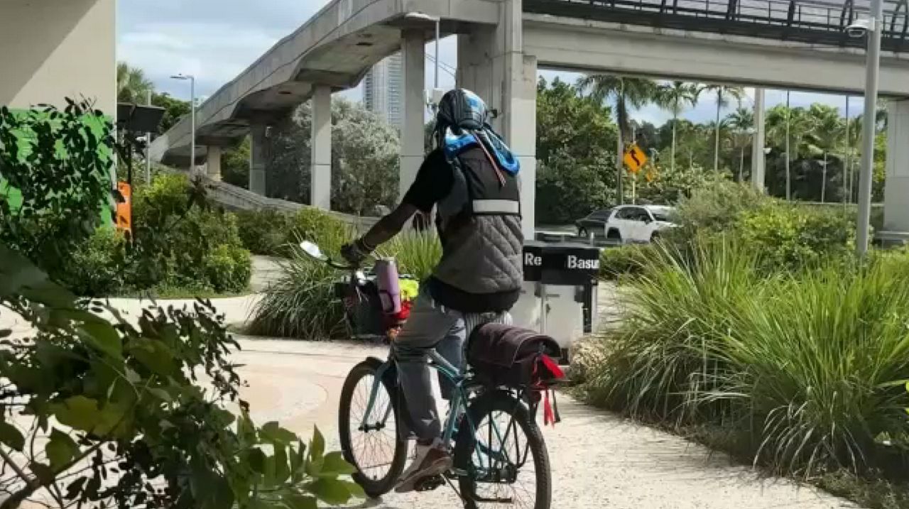 Miami endurece las reglas para las bicicletas éléctricas