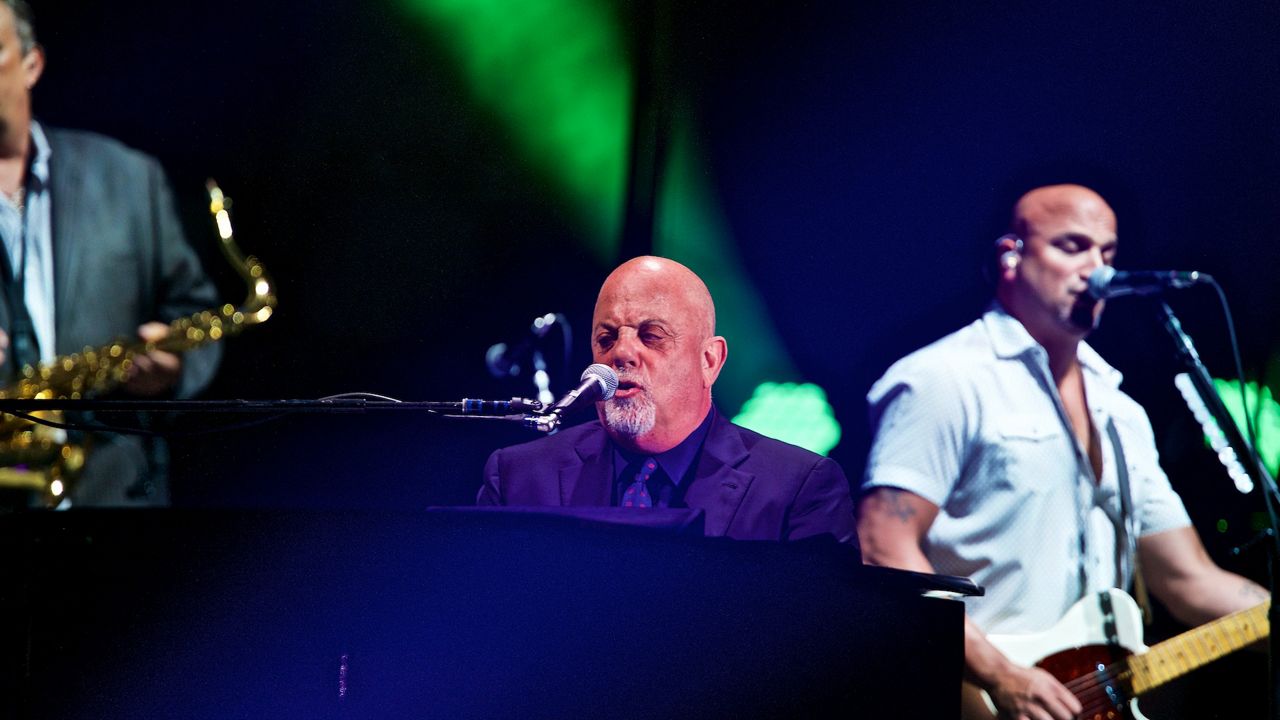 Billy Joel returns to Madison Square Garden