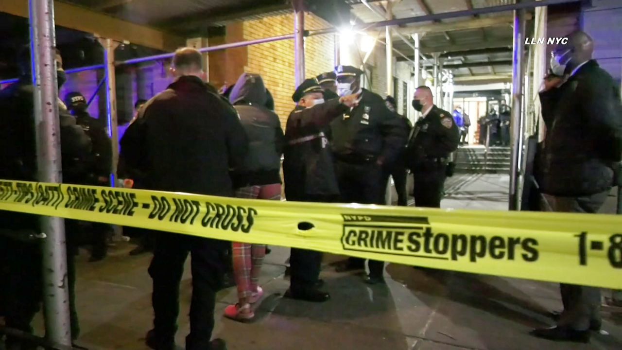 NYPD: fatal tiroteo en Brooklyn deja un muerto y 6 heridos