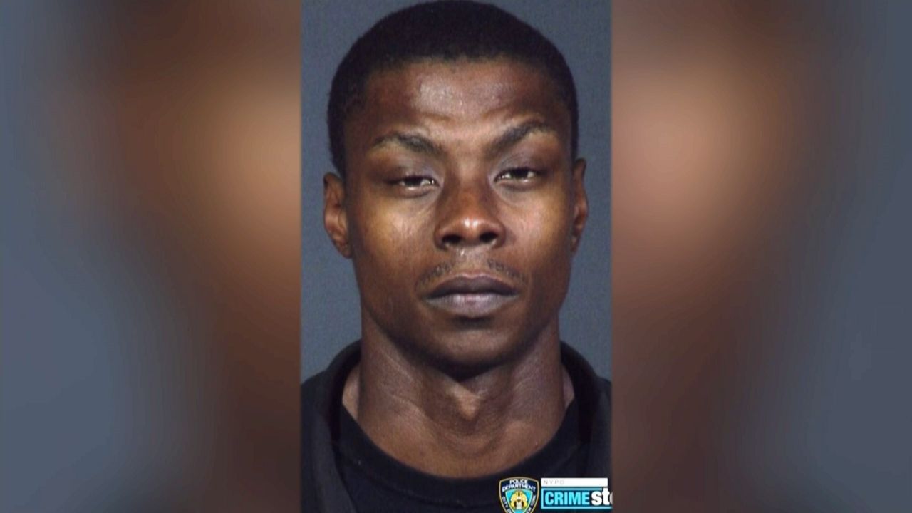 NYPD Looking for Person of Interest in Fatal Bronx Stabbing