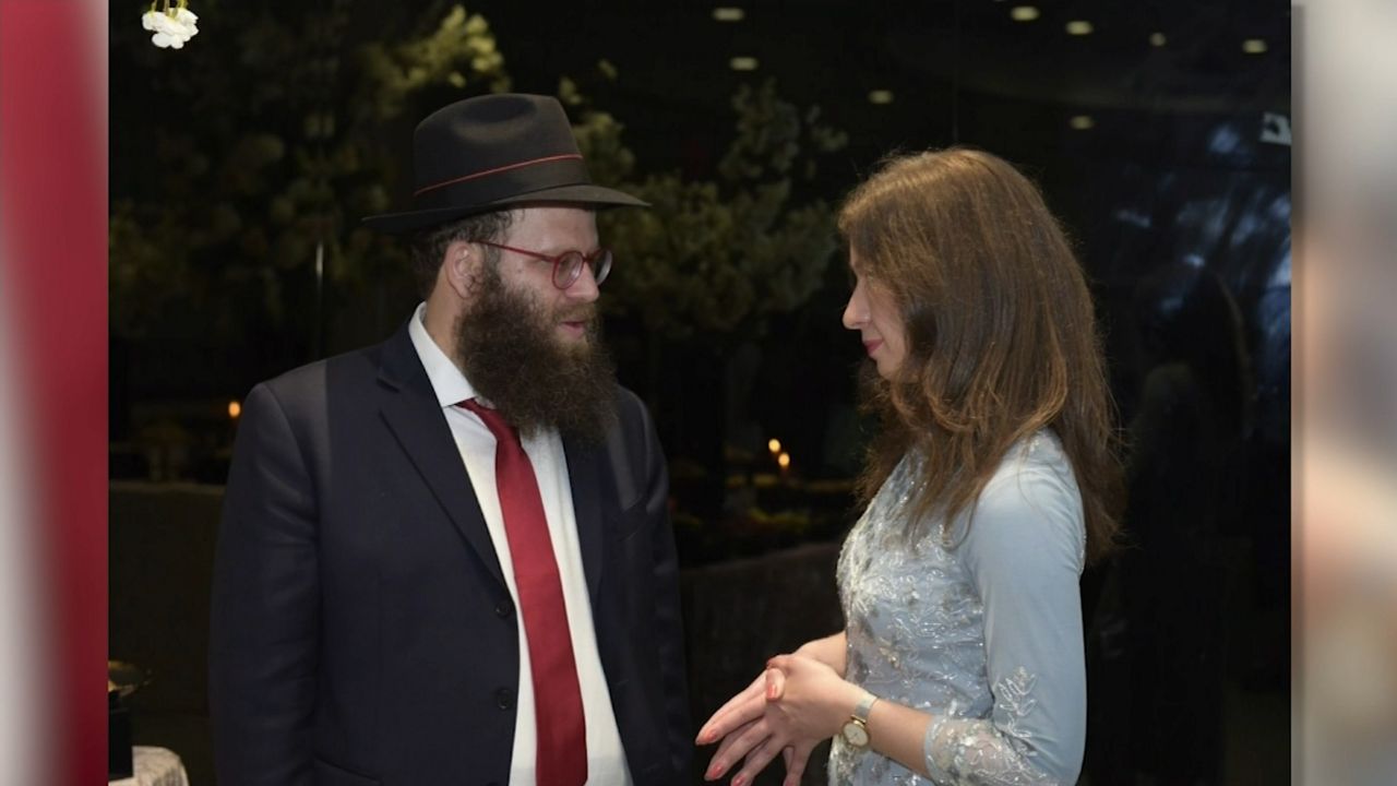 Orthodox Jewish Couples Get Creative To Celebrate Weddings