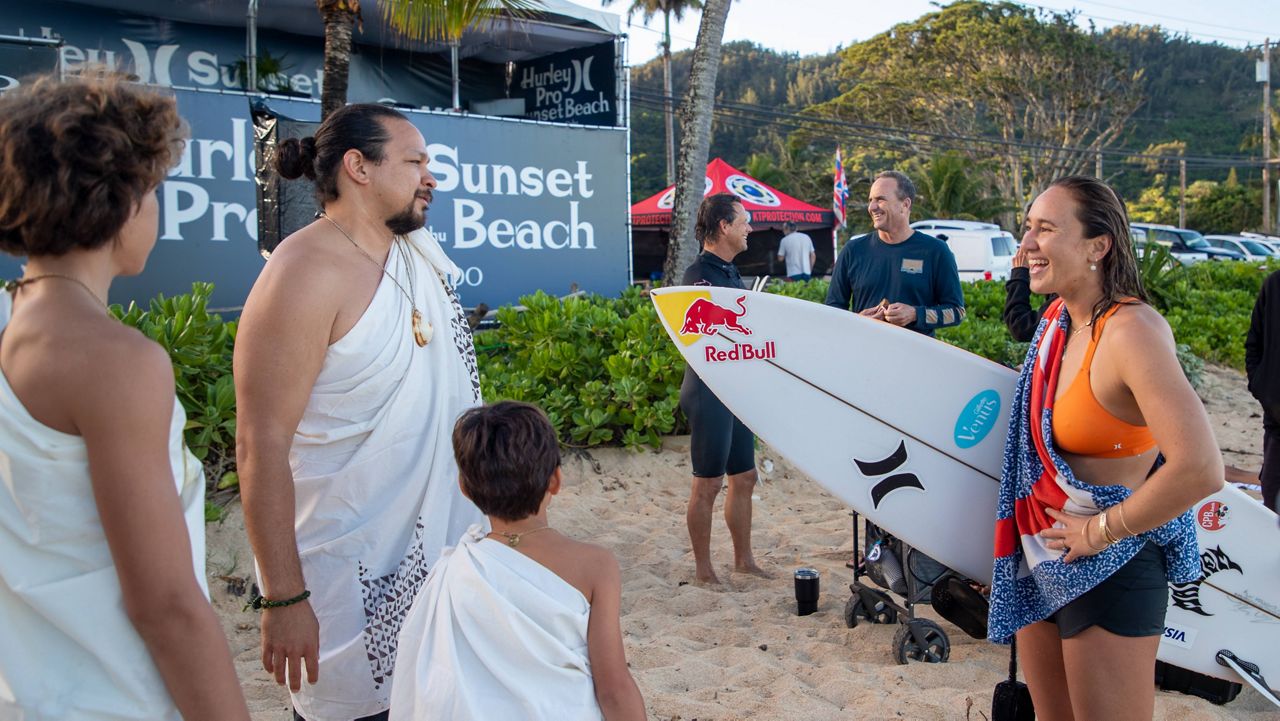 Women Surfers Can Finally Compete at Pipeline Pro