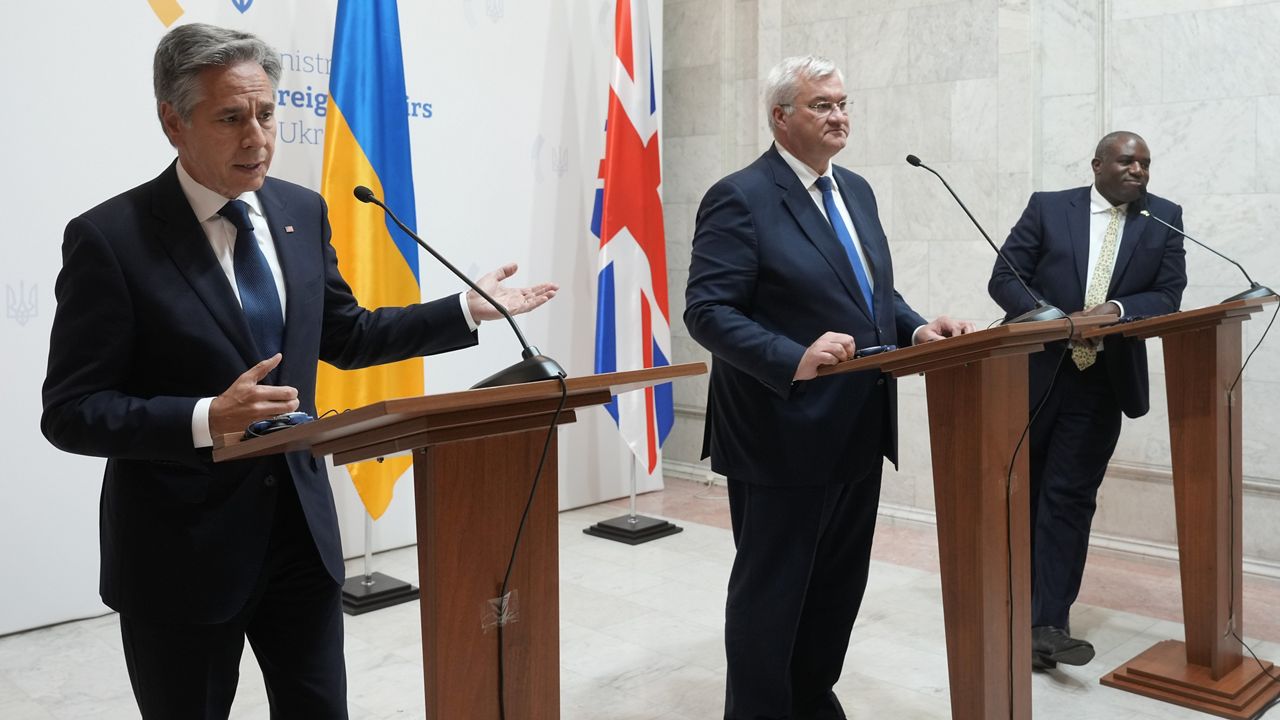 U.S. Secretary of State Antony Blinken, left, speaks as he stands with Britain's Foreign Secretary David Lammy, and Ukraine's Foreign Minister Andriiy Sybiha, center, during a joint news conference at the Ministry of Foreign Affairs in Kyiv, Ukraine, Wednesday, Sept. 11, 2024. (AP Photo/Efrem Lukatsky)