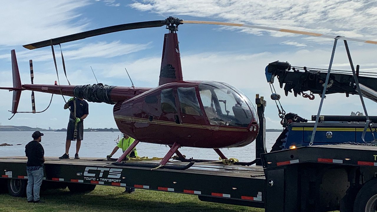 Blaine Gabbert, Bucs backup QB, helps save four people after helicopter  crashes into water 