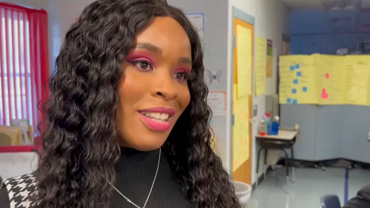 Some Bay Area teachers remain dedicated to the classroom