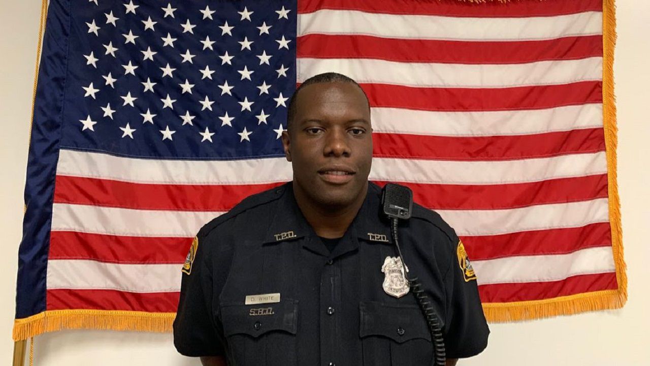 bn9_officer_delvinwhite824