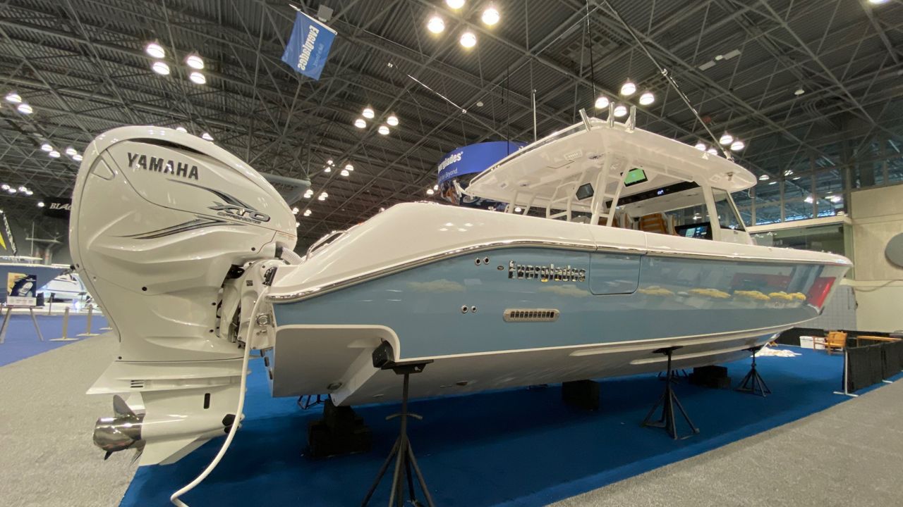 Boat show cruises back to Javits Center after year hiatus