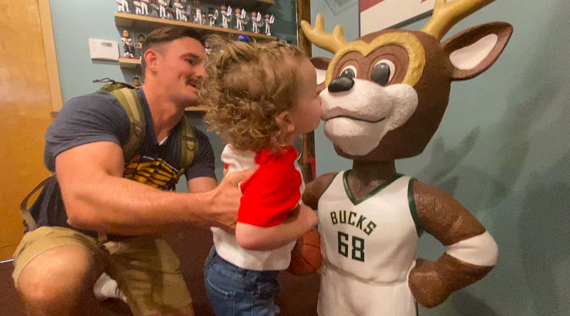 Bucks Players and Their Moms