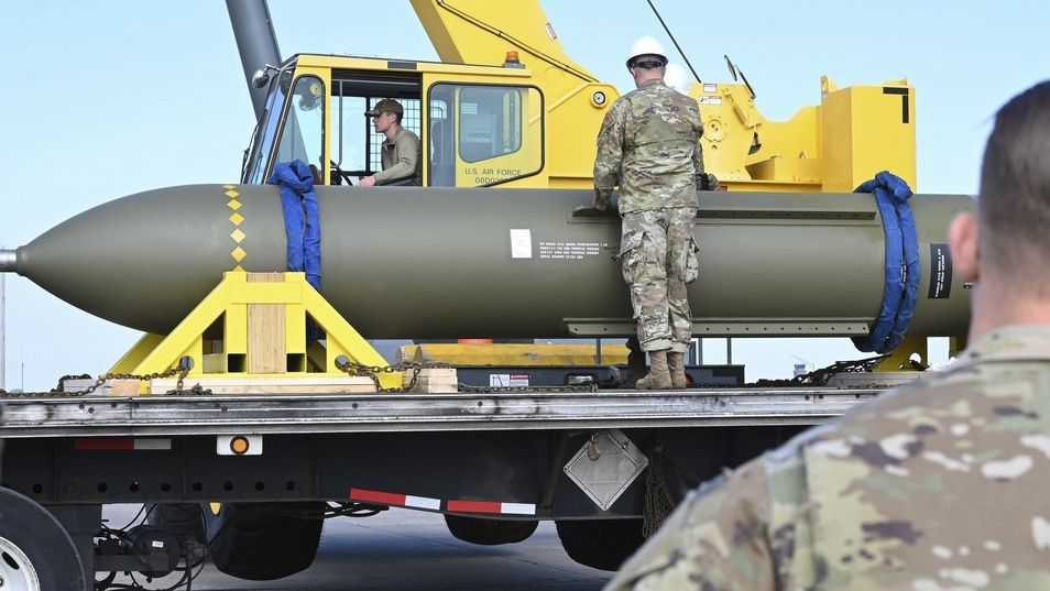 B-2 bomber ready to target Iran nuclear sites if needed