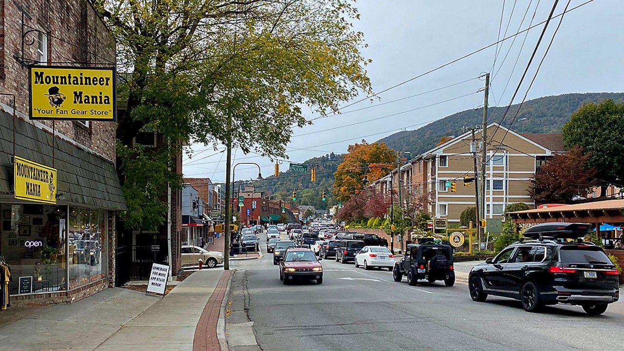 Tourists Flock to Boone for Fall Despite Pandemic at ASU forecast for booneville arkansas