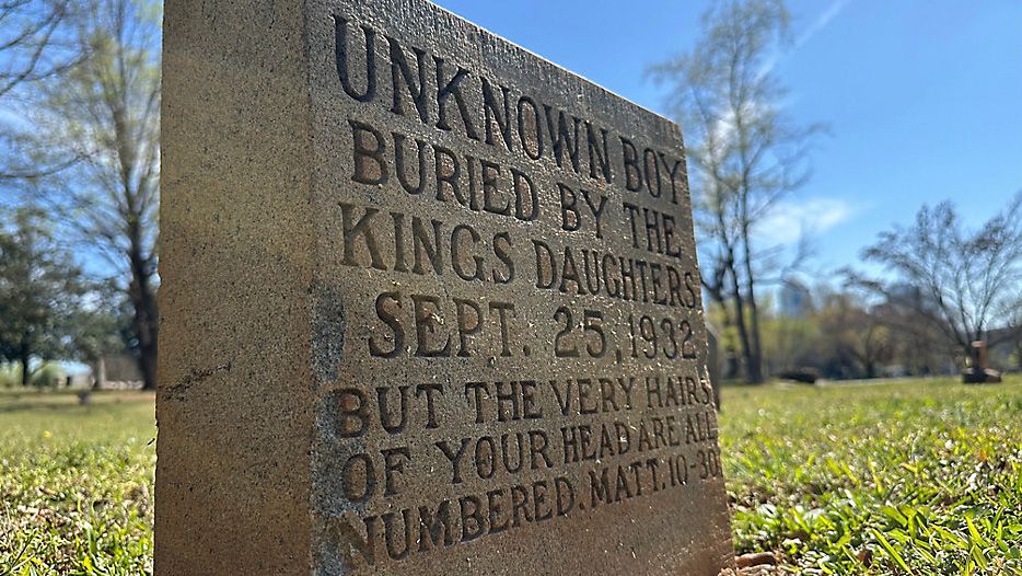 Who is 'Boxcar Boy'? Community effort aims to solve 1932 cold case