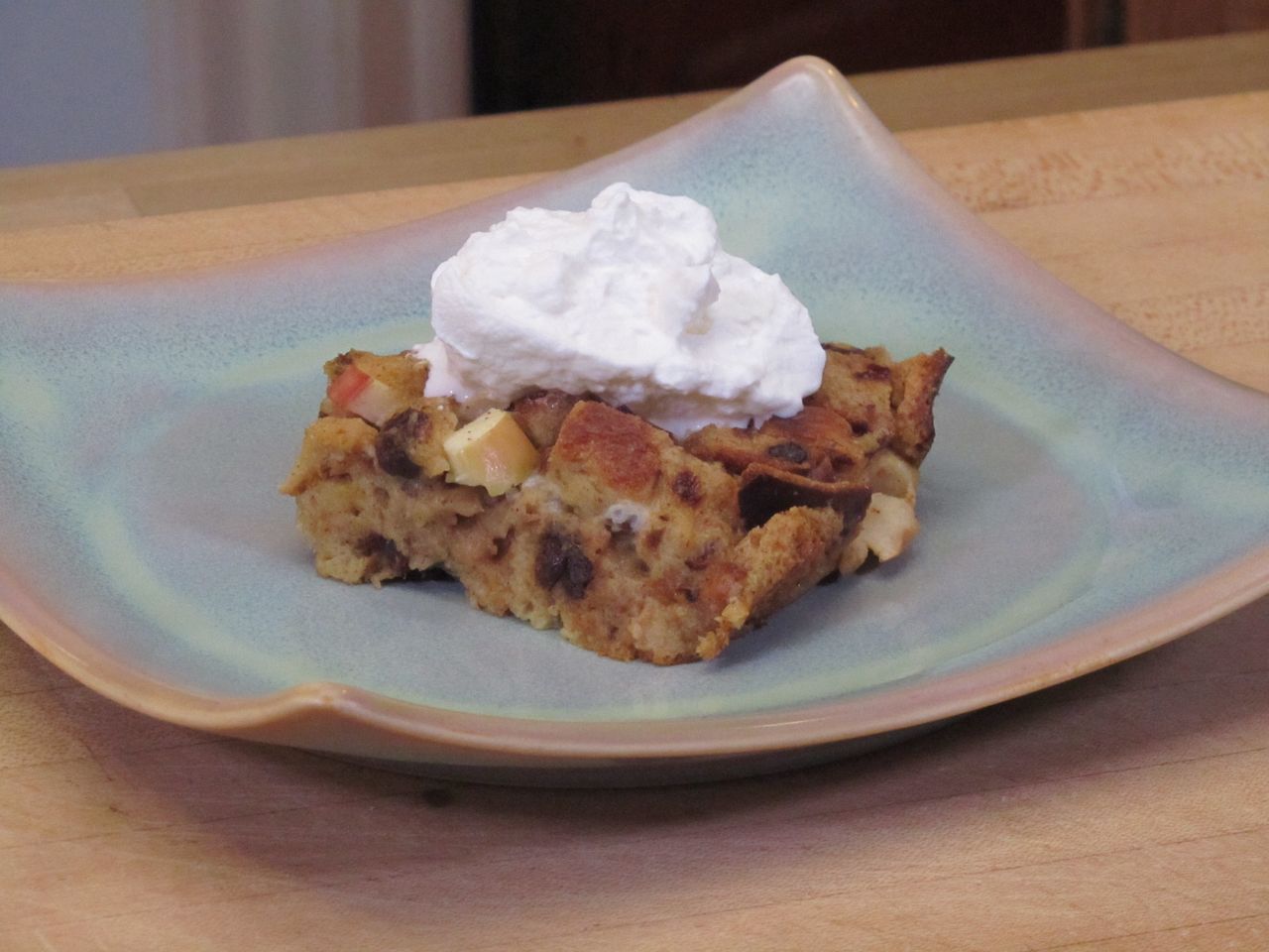 Cinnamon Raisin Apple Bread Pudding