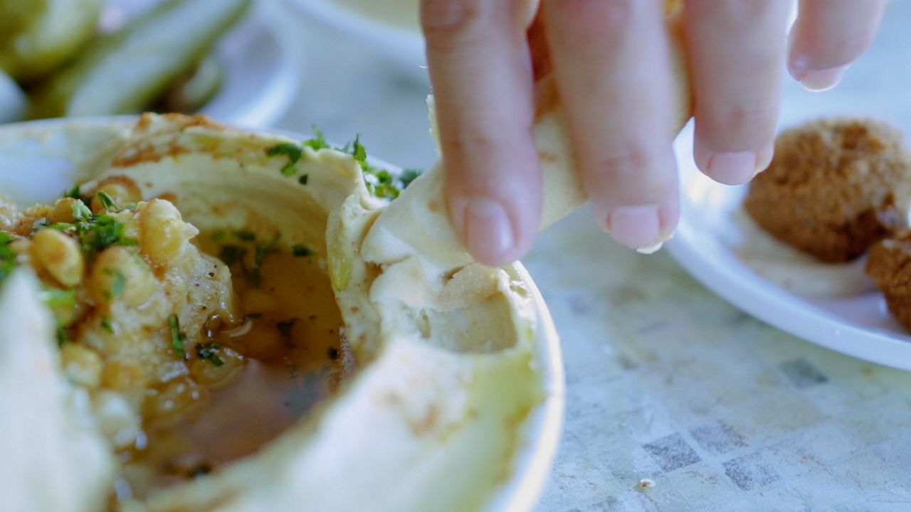 'Breaking Bread' highlights a unique food festival in Israel - Vimarsana News