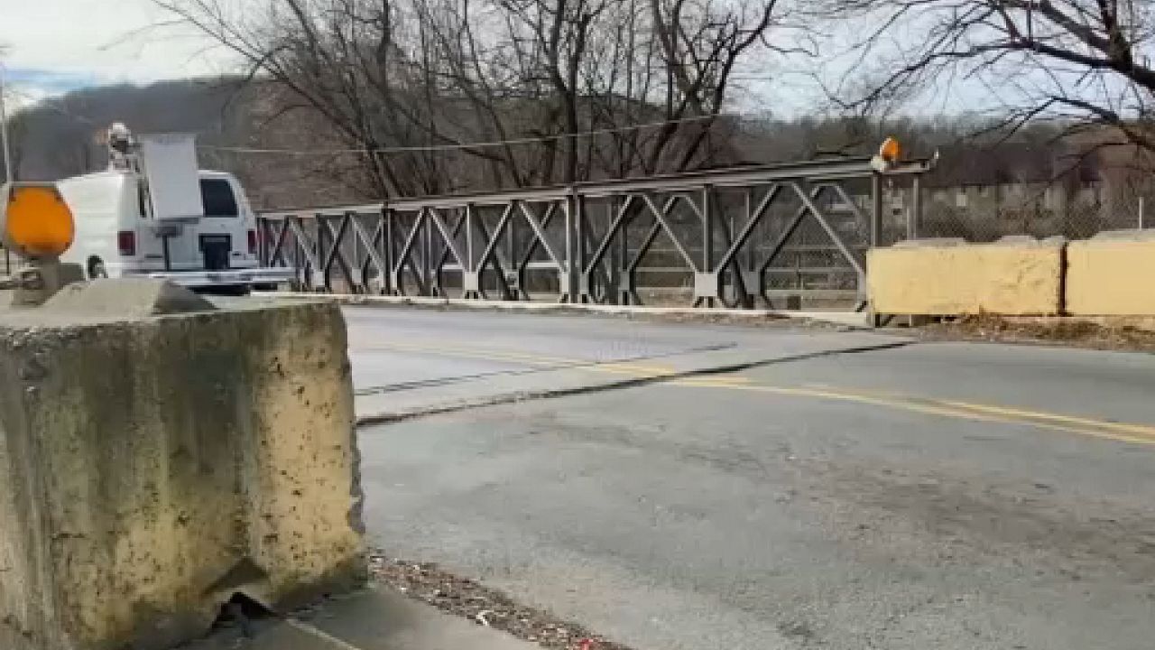 he city's getting $1 million from the state to fill a funding gap for the Lake Street bridge. 