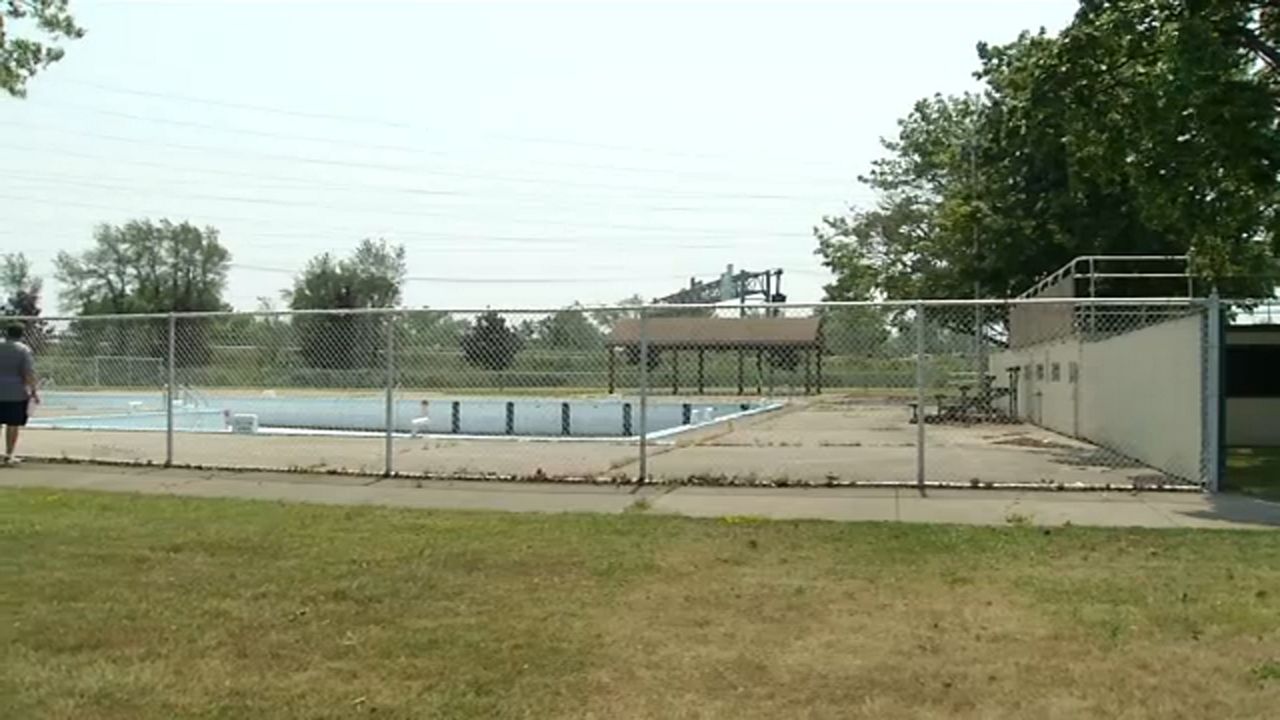 Tonawanda residents push for Brighton pool to reopen