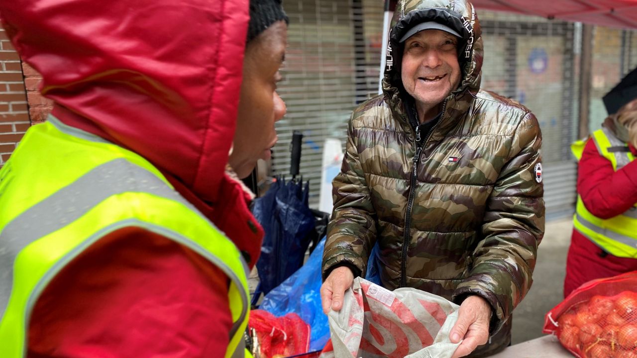 Bronx pantry struggles to feed vulnerable families
