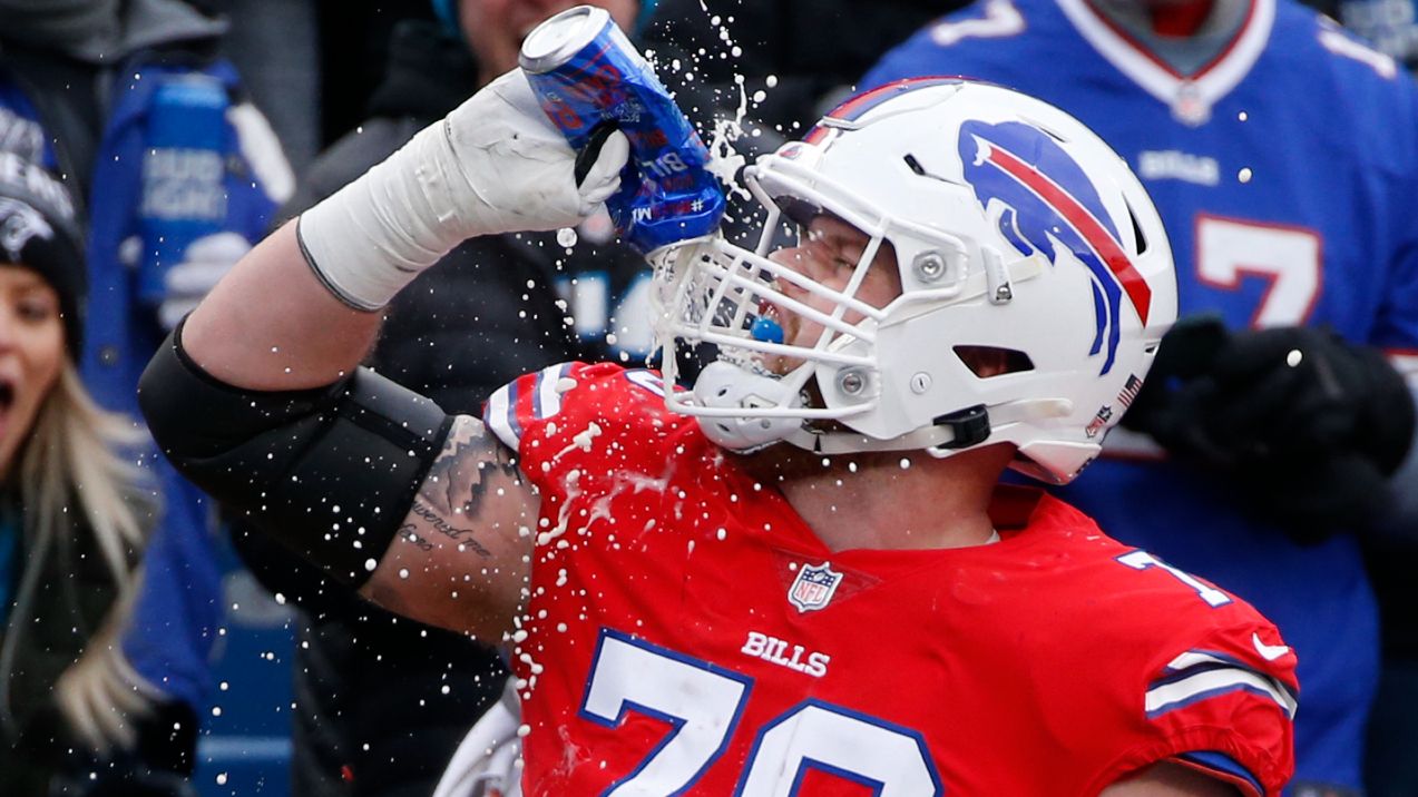 Buffalo Bills OL Spencer Brown fined $5,000 for celebrating touchdown by  drinking beer