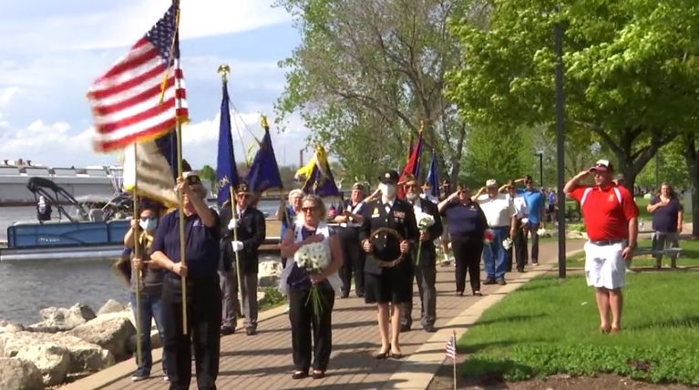 Memorial Day ceremonies honor the nation’s fallen veterans