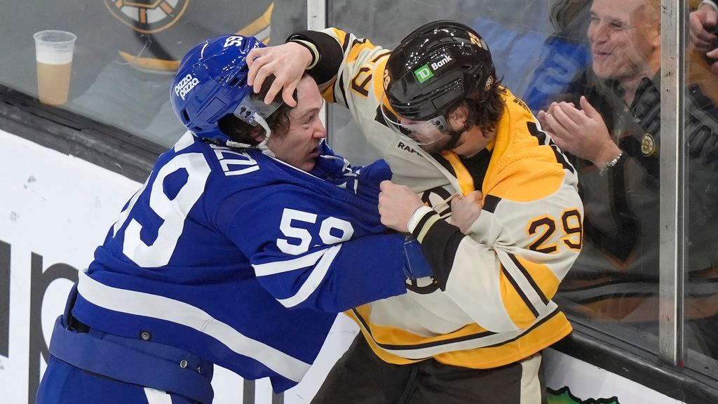 Bruins beat weary Maple Leafs 4-1 for 20th home victory