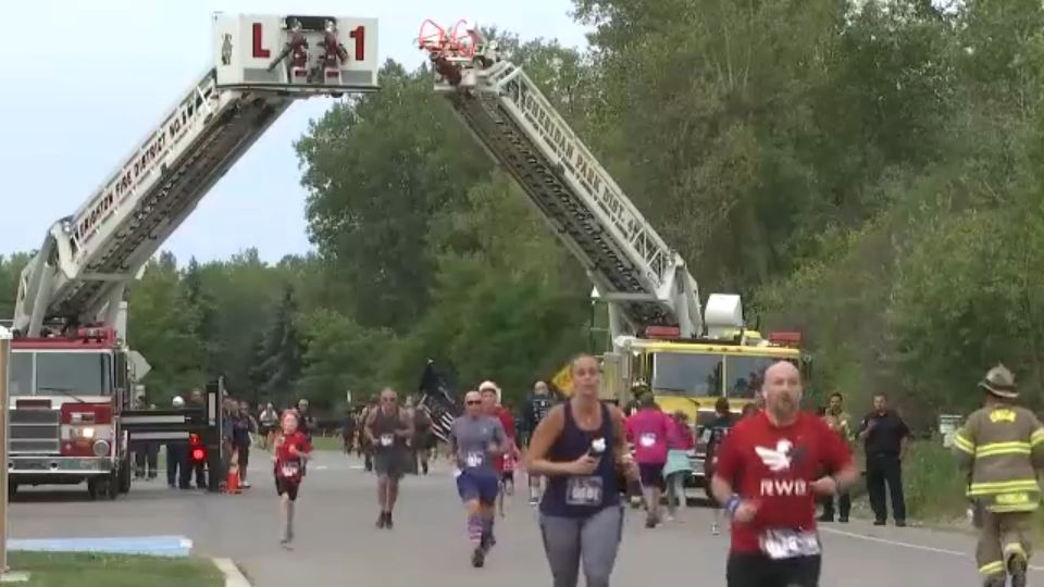 Hundreds come out for Tunnels to Towers 5k