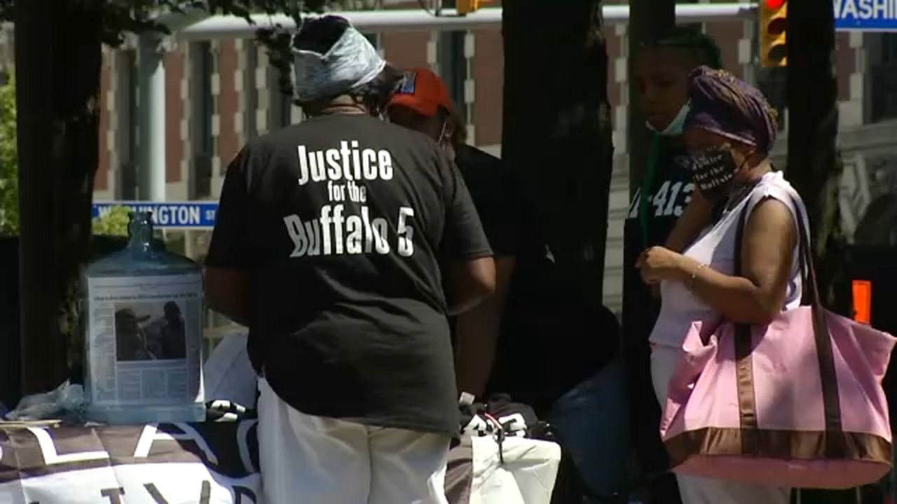 "Buffalo Five" Seek Exoneration in 1976 Murder Charge