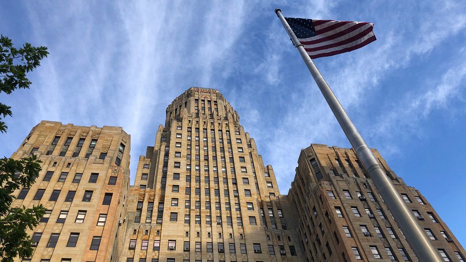 smør astronomi Ride Buffalo City Hall to reopen to public on walk-in basis