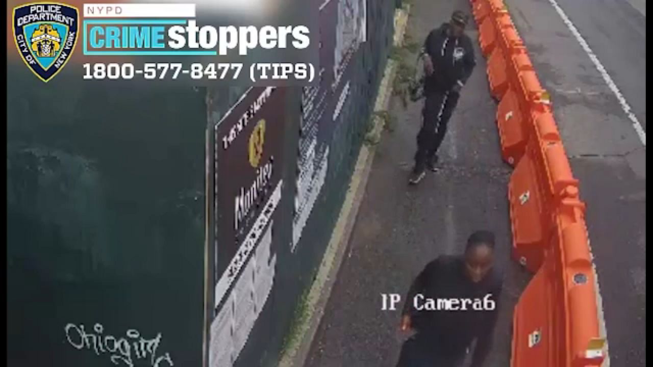 NYPD Seeks Two Suspects in Connection with Brooklyn Stabbing Incident