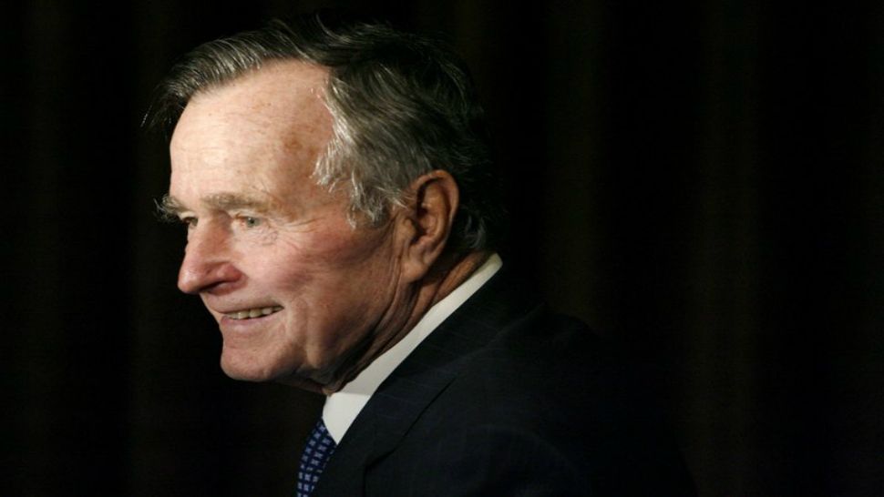 In this Feb. 6, 2007, file photo, former President George H.W. Bush arrives at the 2007 Ronald Reagan Freedom Award gala dinner held in his honor in Beverly Hills, Calif. Bush has died at the age of 94. Family spokesman Jim McGrath says Bush died shortly after 10 p.m. Friday, Nov. 30, 2018, about eight months after the death of his wife, Barbara Bush. (AP Photo/Matt Sayles, File)