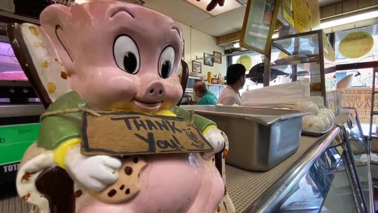 Centuryold butcher shop in Brooklyn closes its doors