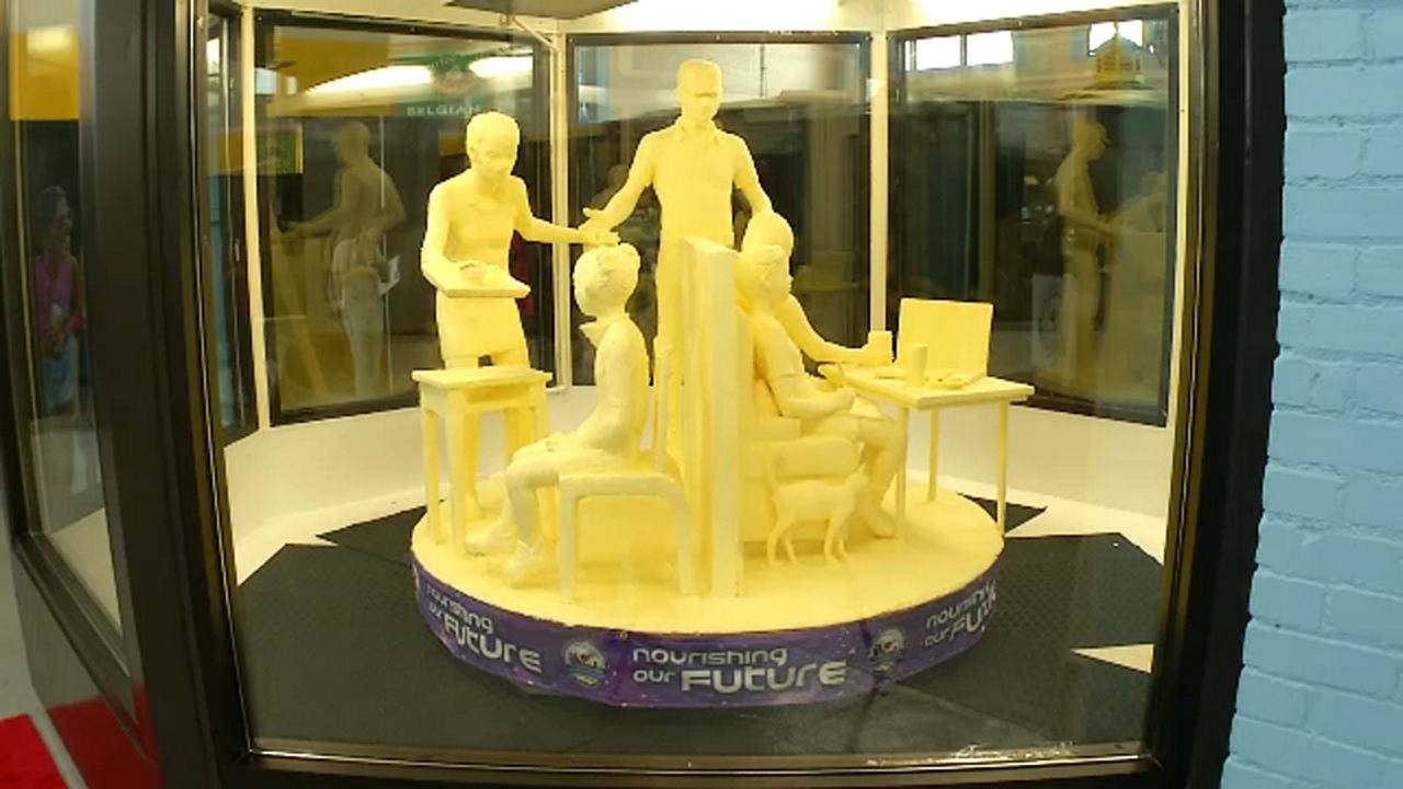 Butter Sculpture Unveiled at 2020 Farm Show 