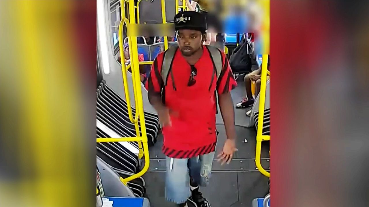 Mta Employee Attacked With Unknown Liquid On Bx6 Bus 3109