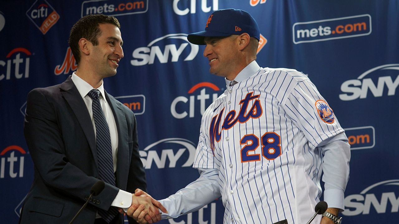 Warm reception on chilly night as Dominican Winter League teams meet in New  York