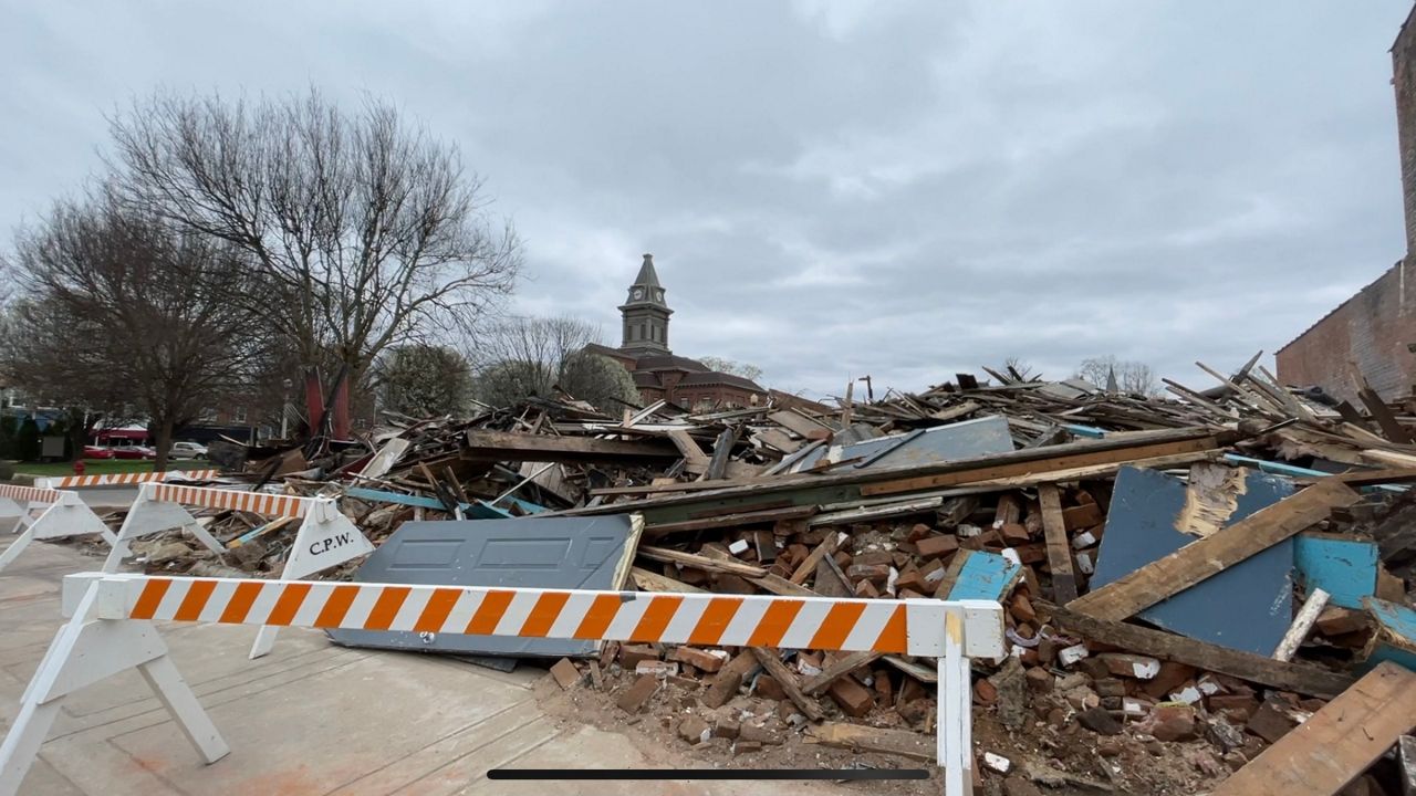 Local boutique discusses historic building fire